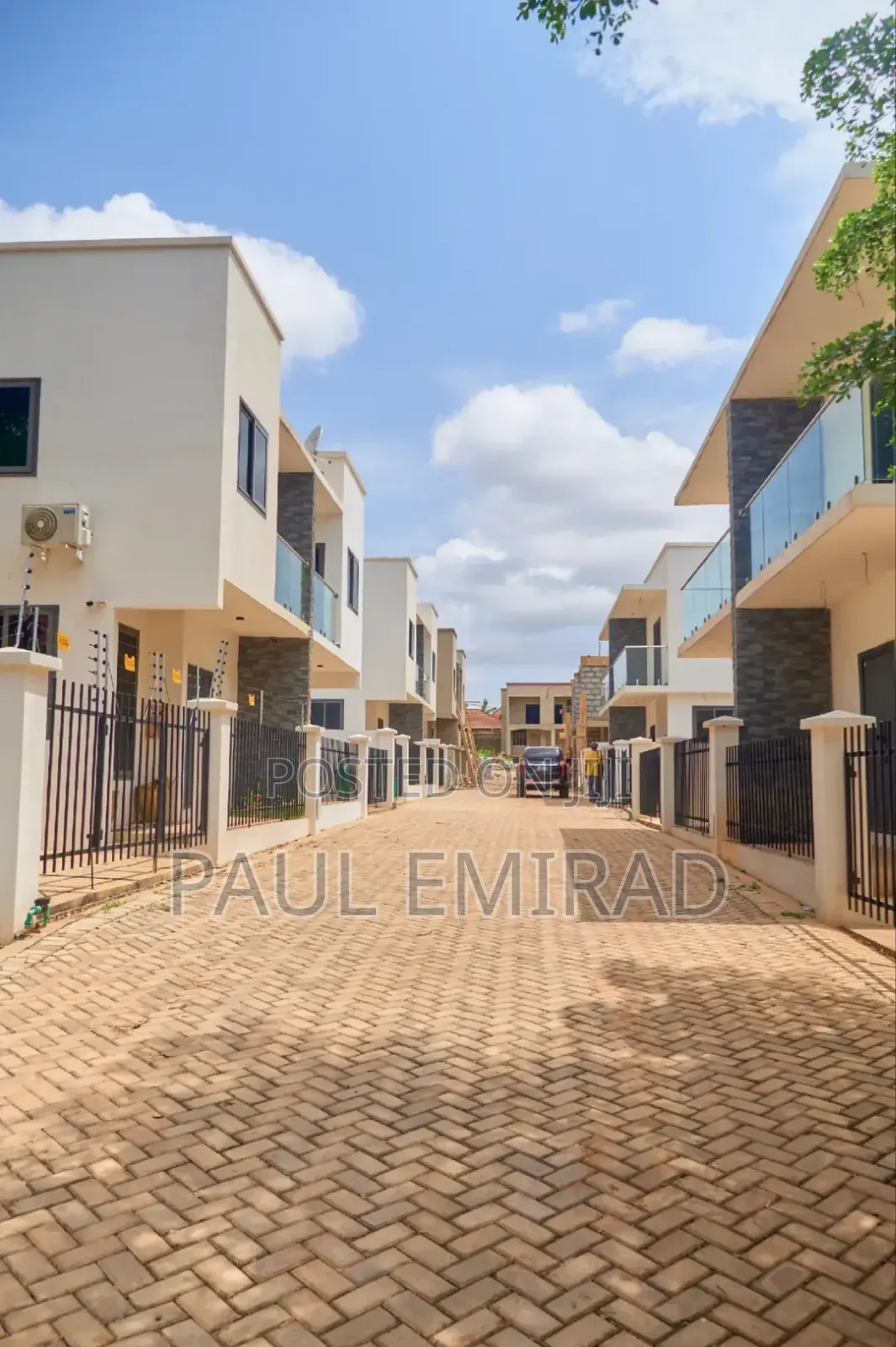 3bdrm House in Oyarifa for sale