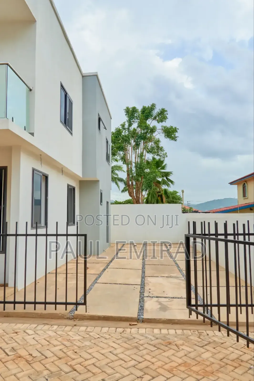 3bdrm House in Oyarifa for sale