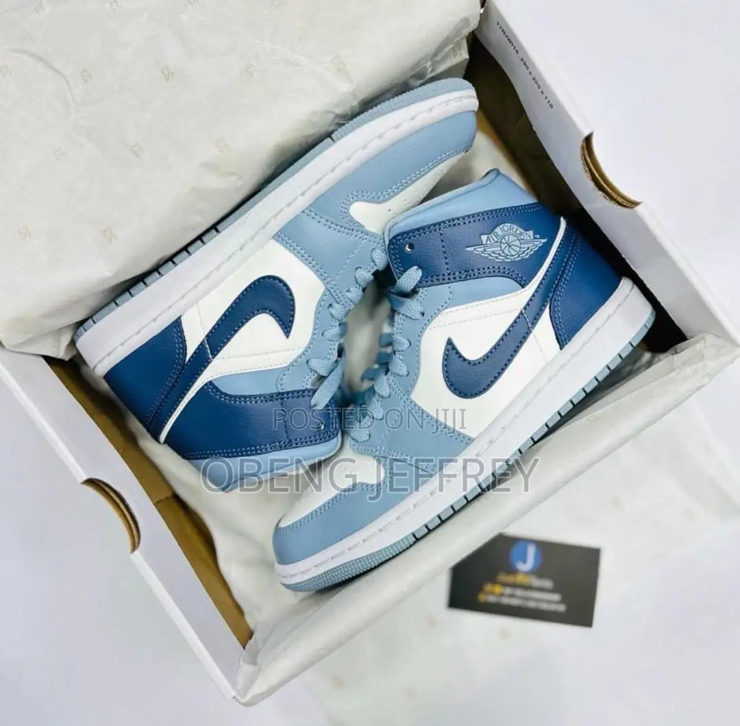 Original Nike Jordan 1 in Colours