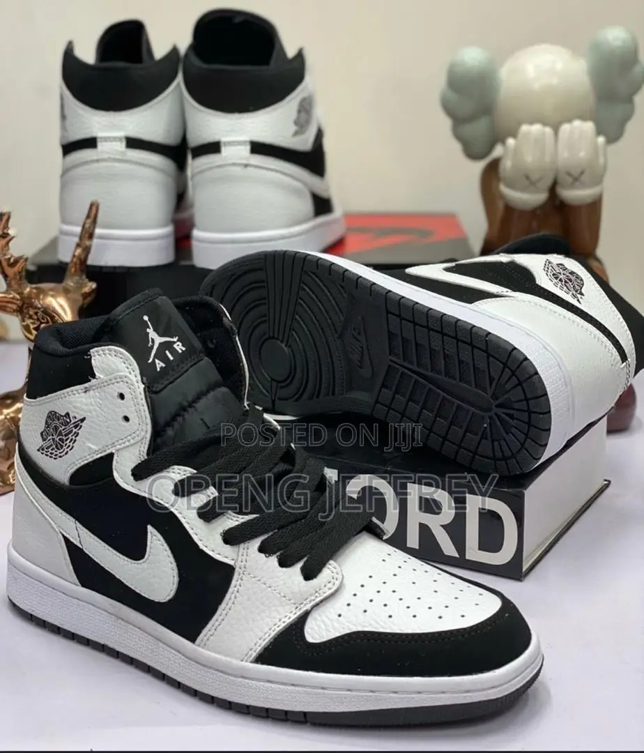 Original Nike Jordan 1 in Colours