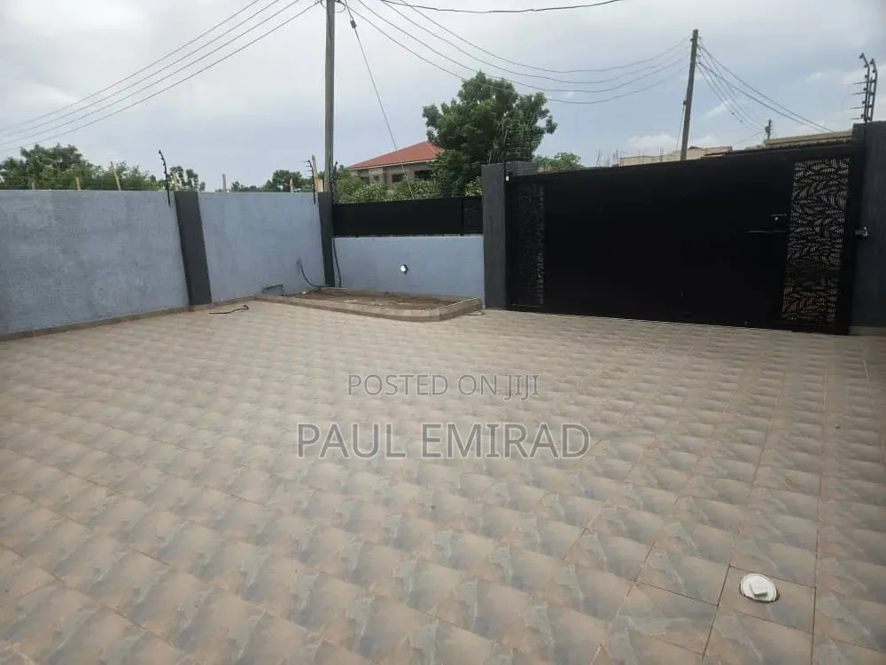 3bdrm Bungalow in Amrahia for sale