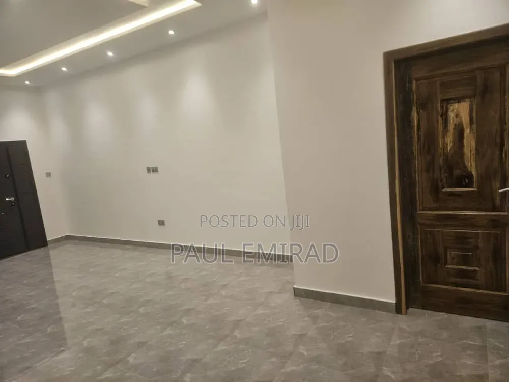 3bdrm Bungalow in Amrahia for sale