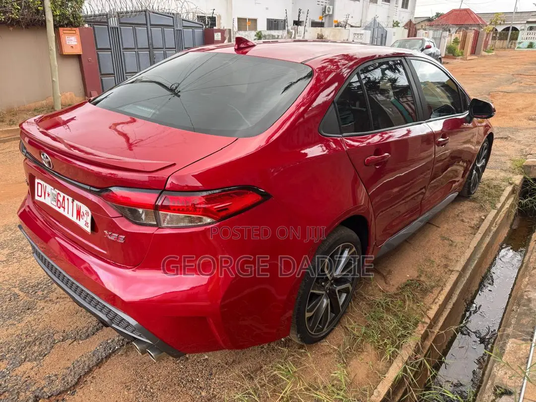 Toyota Corolla XSE 2020 Red