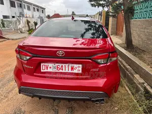 Toyota Corolla XSE 2020 Red