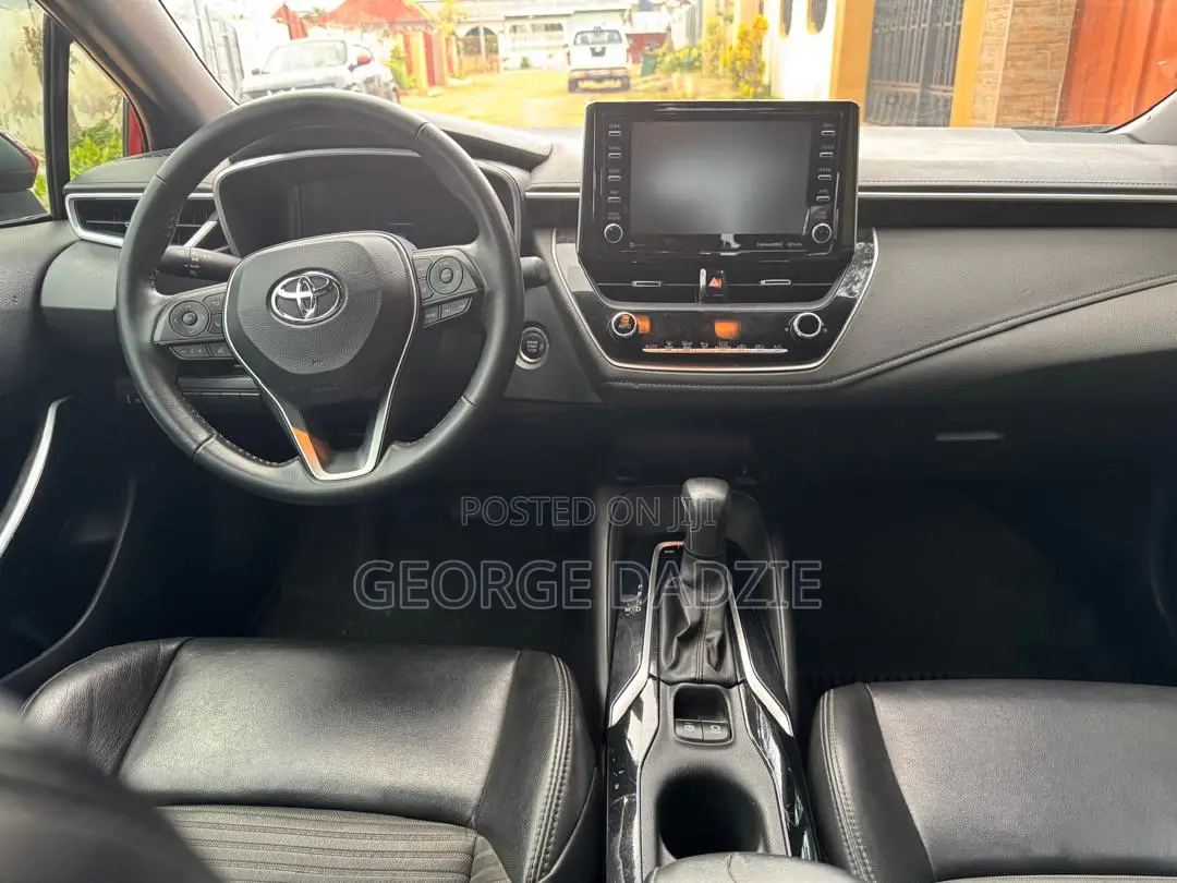 Toyota Corolla XSE 2020 Red