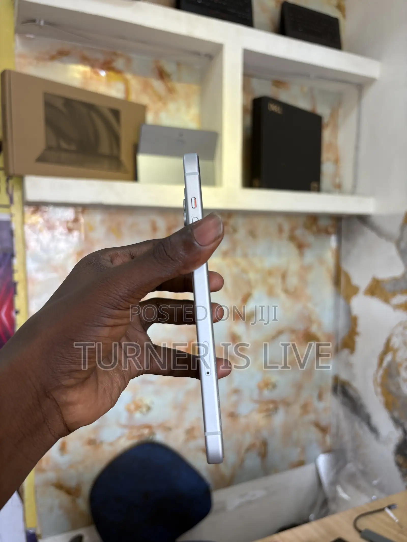New Apple iPhone 15 Plus 128 GB Blue