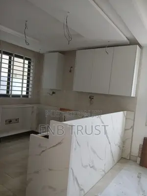 4bdrm Duplex in Sakumono for sale