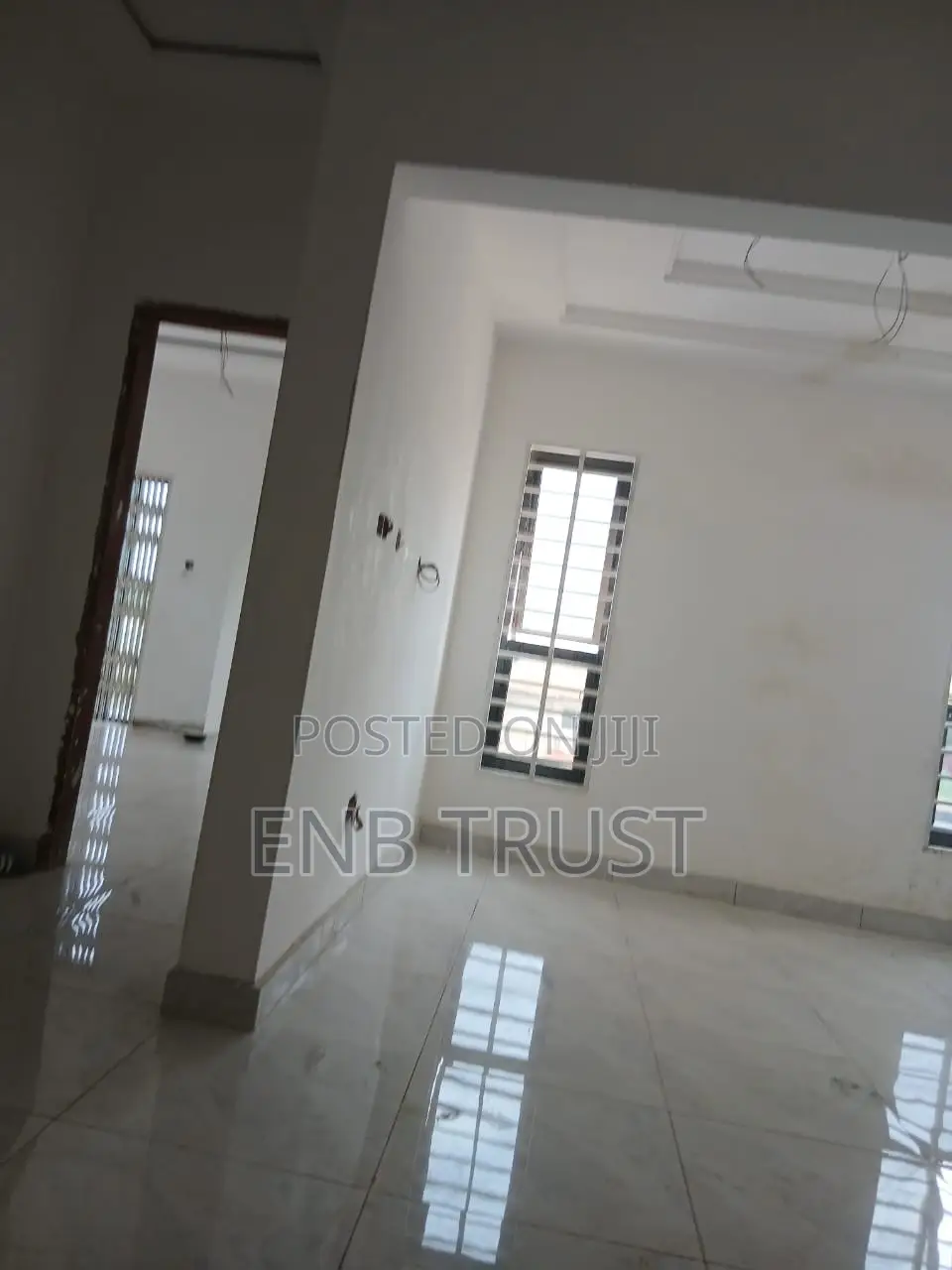 4bdrm Duplex in Sakumono for sale