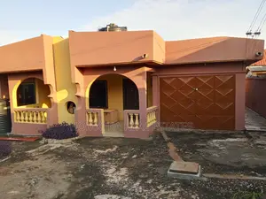 3bdrm Apartment in Homxtra Real Estates, Last Stop for rent