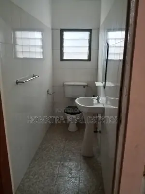 3bdrm Apartment in Homxtra Real Estates, Last Stop for rent