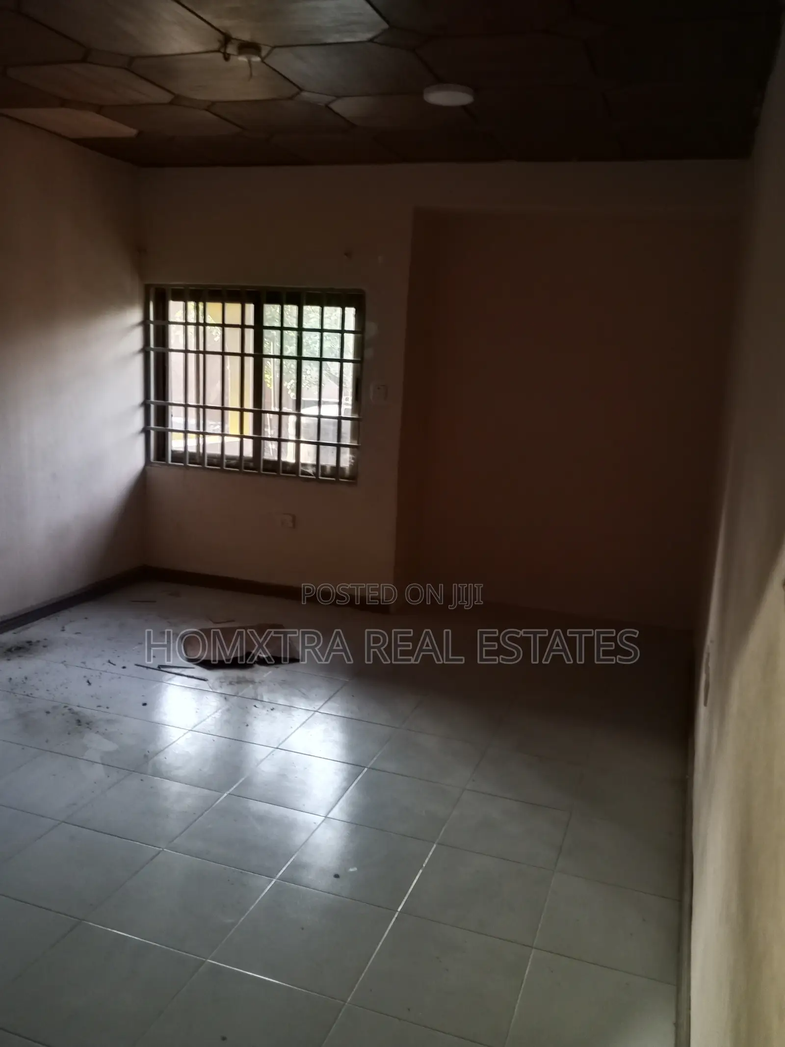 3bdrm Apartment in Homxtra Real Estates, Last Stop for rent