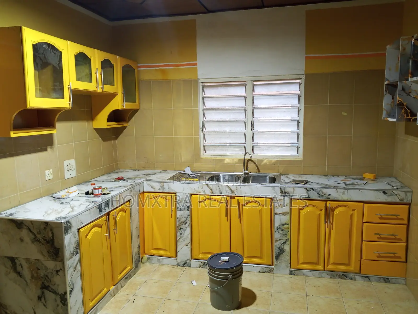 3bdrm Apartment in Homxtra Real Estates, Last Stop for rent
