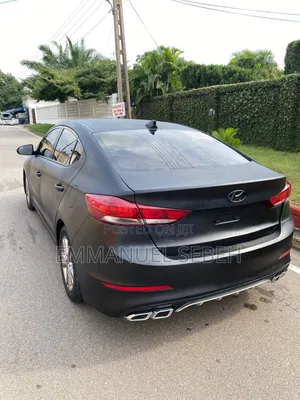 Hyundai Elantra 2018 Black