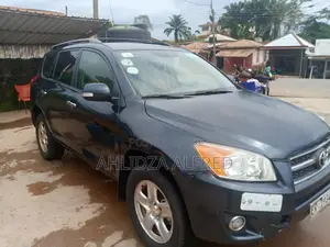 Toyota Rav4 2010