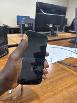 Apple iPhone 15 128 GB Black