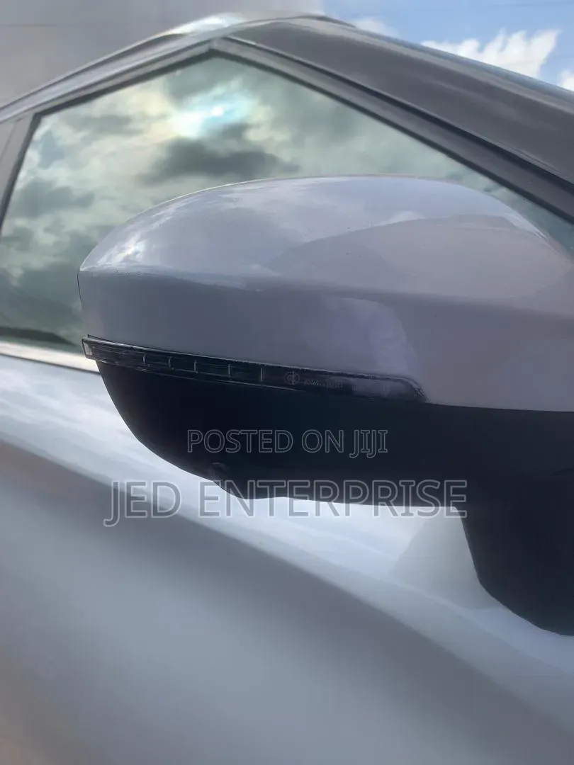 Mitsubishi Outlander 2024 White