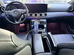 Mercedes-Benz E300 Base RWD Sedan (2.0L 4cyl 9A) 2017 Silver