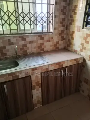 3bdrm Apartment in Homxtra Real Estates, Fan Milk for rent