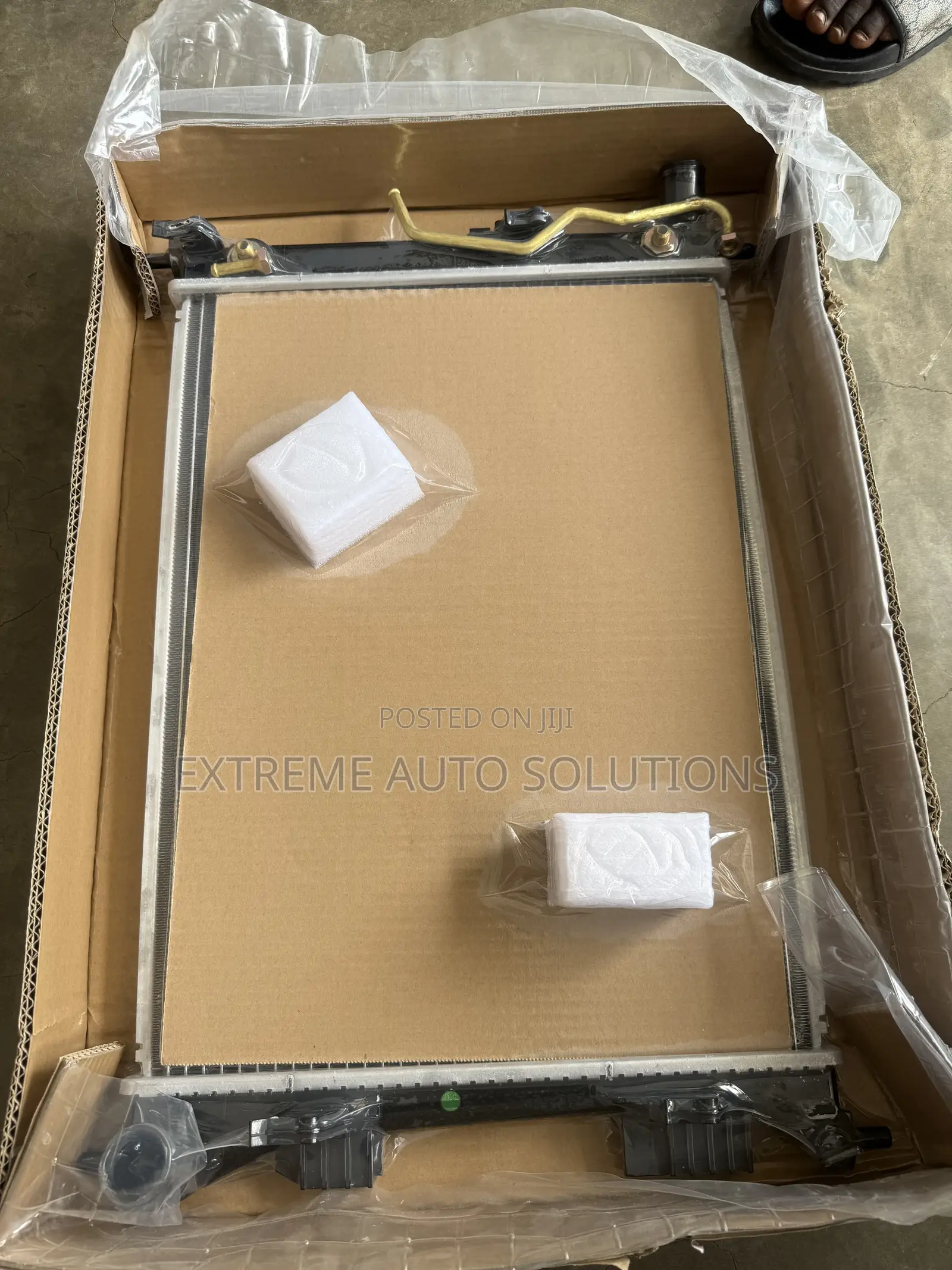 Hyundai Accent Water Tank Radiator 2011 2012 2013 2014 2015 2016 2017