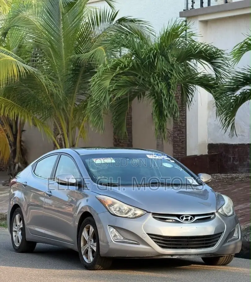 Hyundai Elantra 2016 Silver