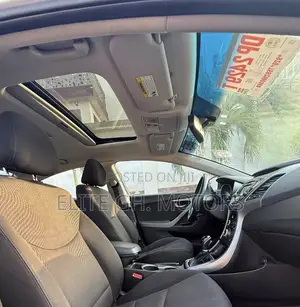 Hyundai Elantra 2016 Silver