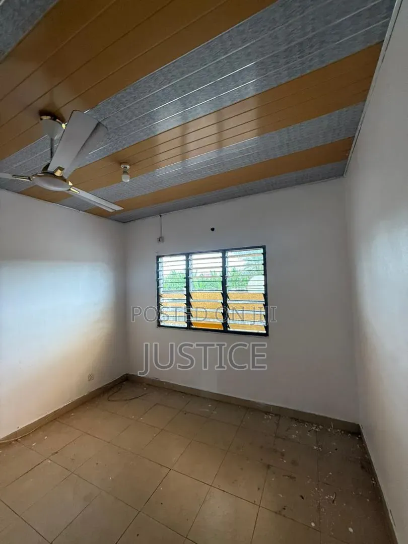 2bdrm Apartment in Awoshie, Abrantie for rent