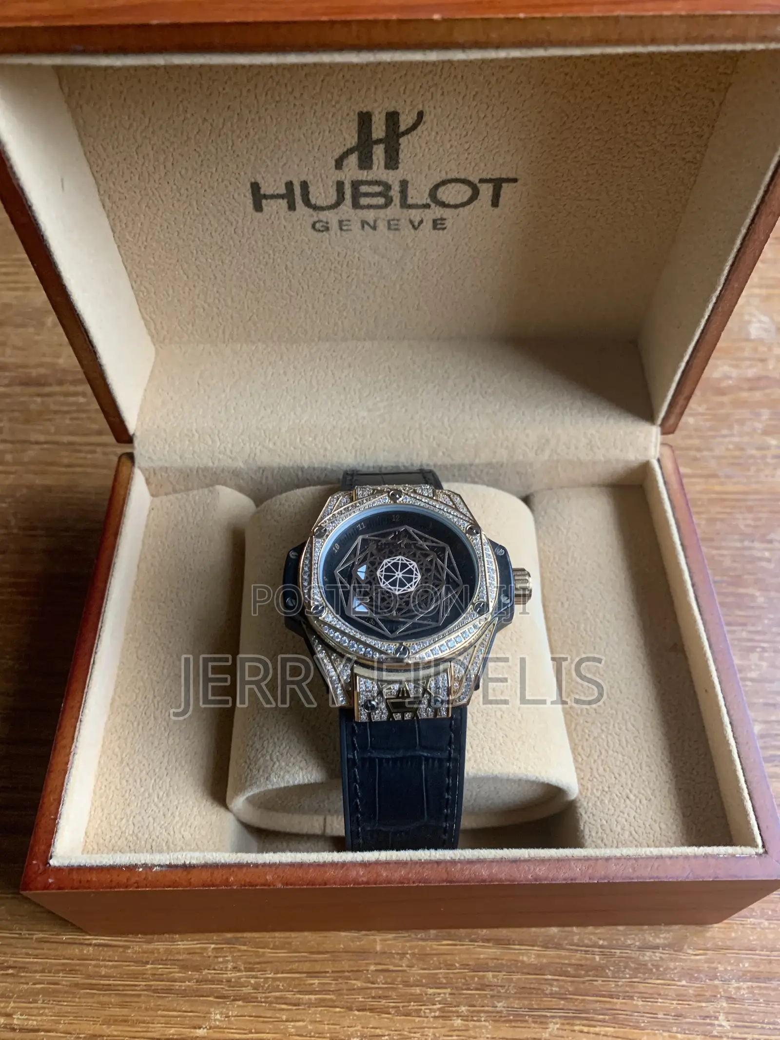 Luxury Watche- Hublot With Original Box
