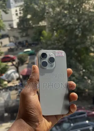 Apple iPhone 15 Pro 128 GB Gray