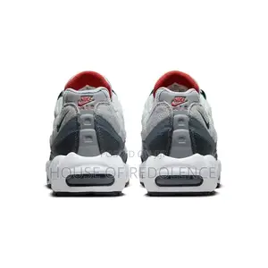 Nike Air Max 95 Prep School Sneakers