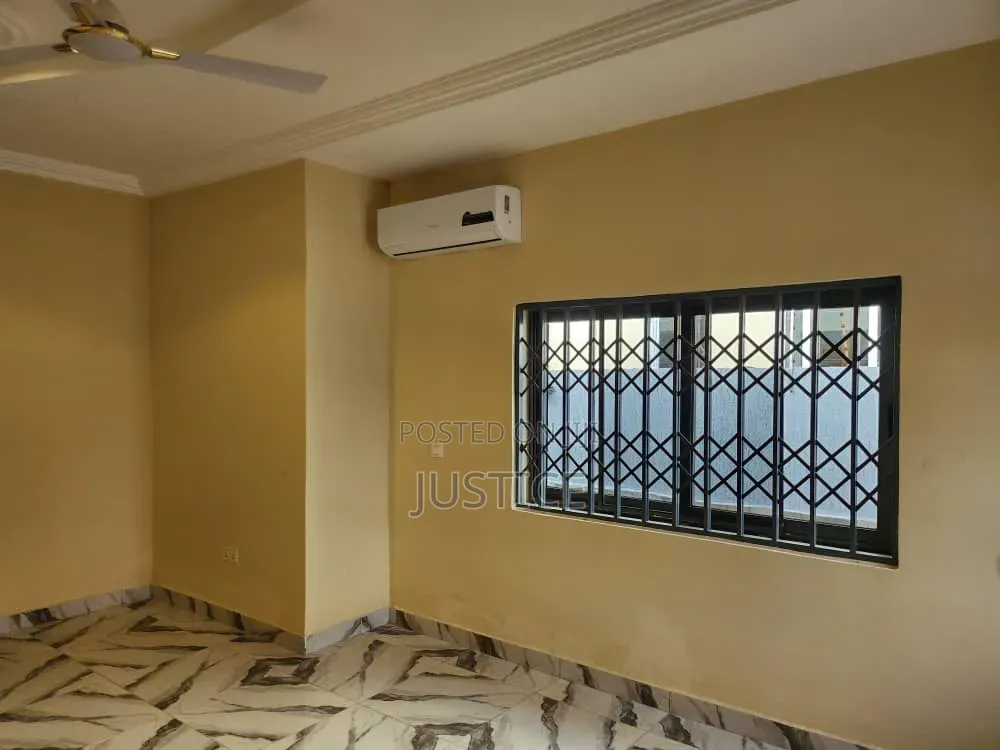 4bdrm House in Spintex, Baatsona Total for rent