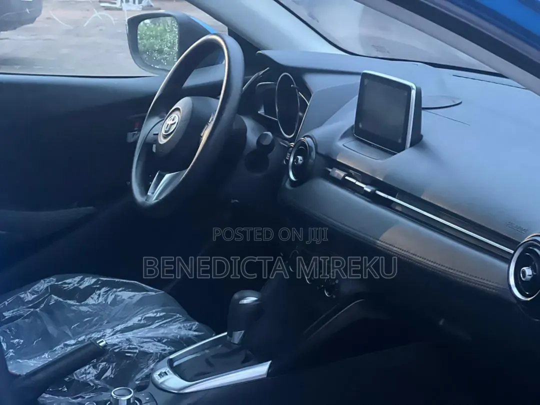 Toyota Yaris iA 1.5 FWD 2017 Blue