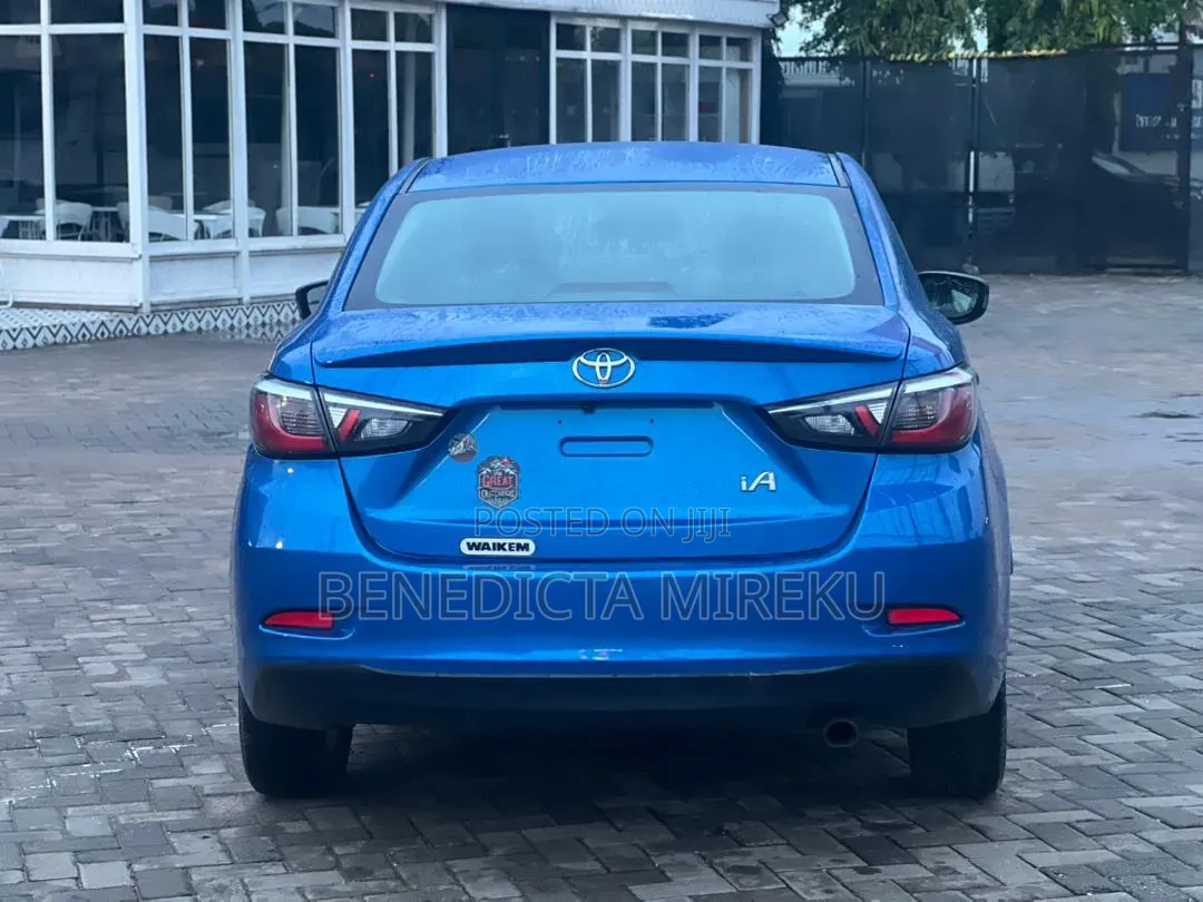 Toyota Yaris iA 1.5 FWD 2017 Blue