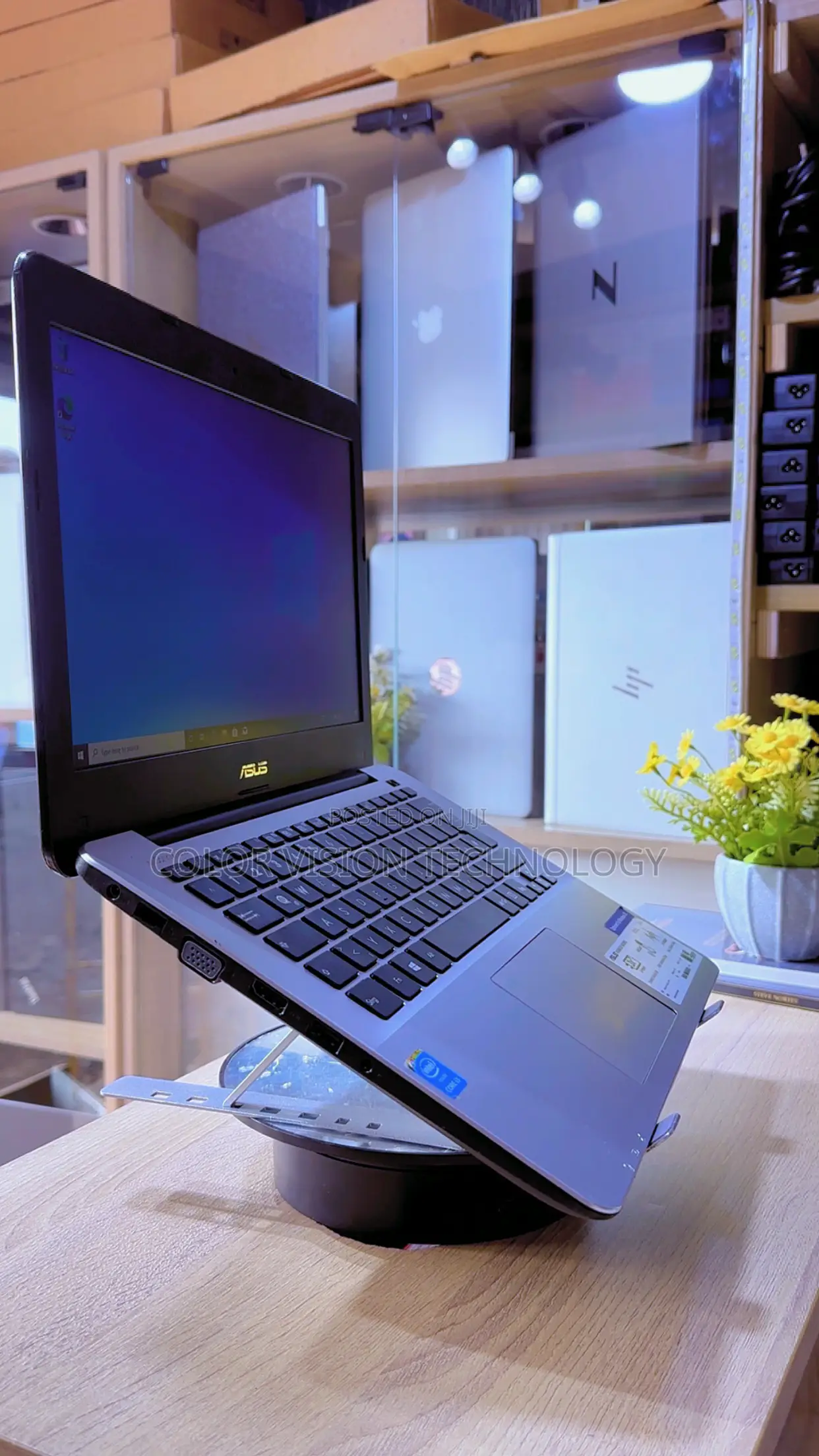Laptop Asus A42DE 8GB Intel Core i3 SSD 128GB