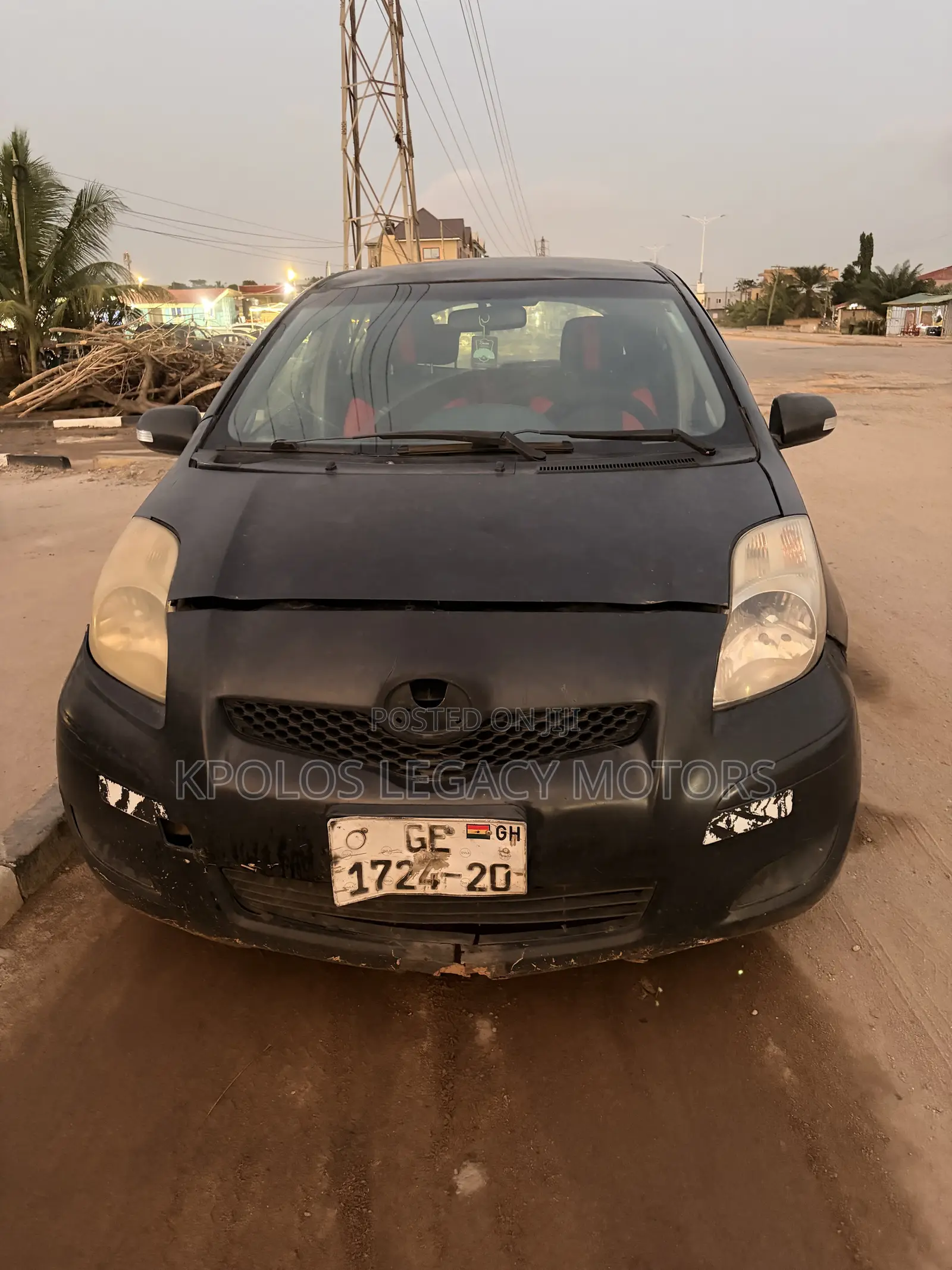Toyota Vitz 1.3 FWD 5dr 2010 Black