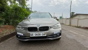 BMW 330i 2017 Gold