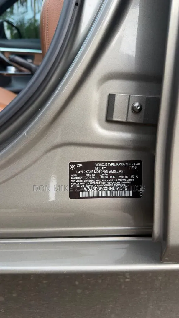 BMW 330i 2017 Gold