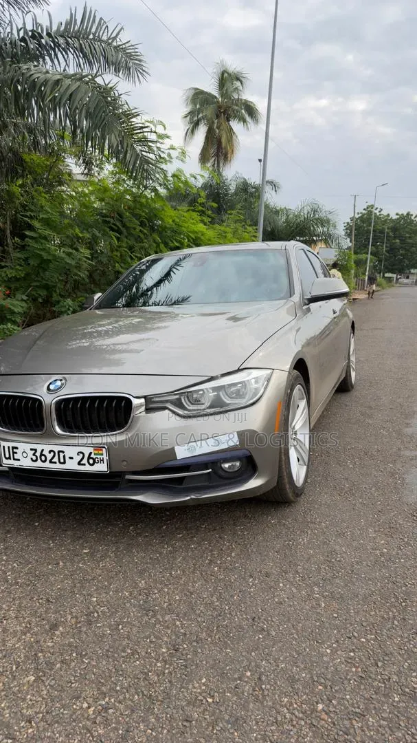 BMW 330i 2017 Gold