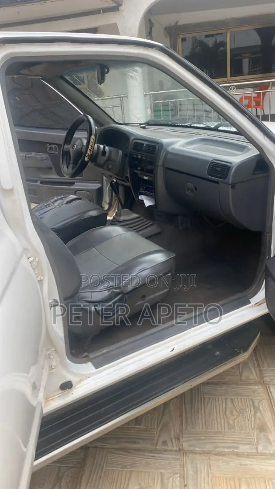 Nissan Hardbody 2018 White