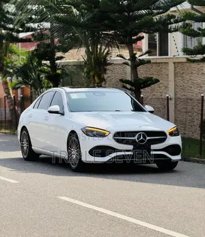 New Mercedes-Benz C300 2025 White