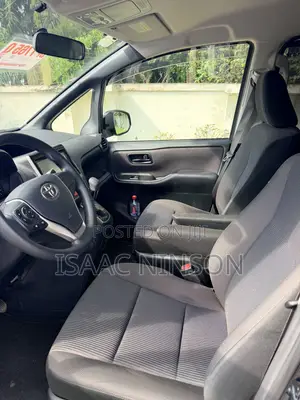 Toyota Voxy 2015 Black