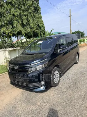 Toyota Voxy 2015 Black