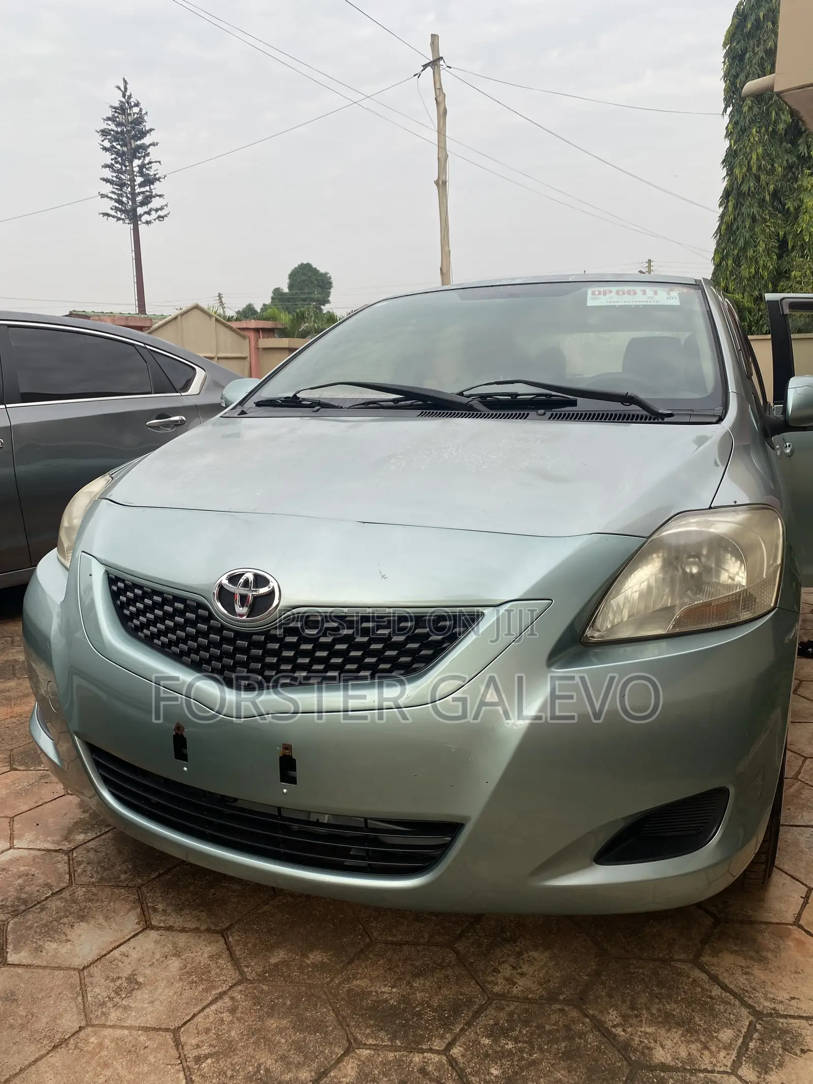 Toyota Belta 2010 Green