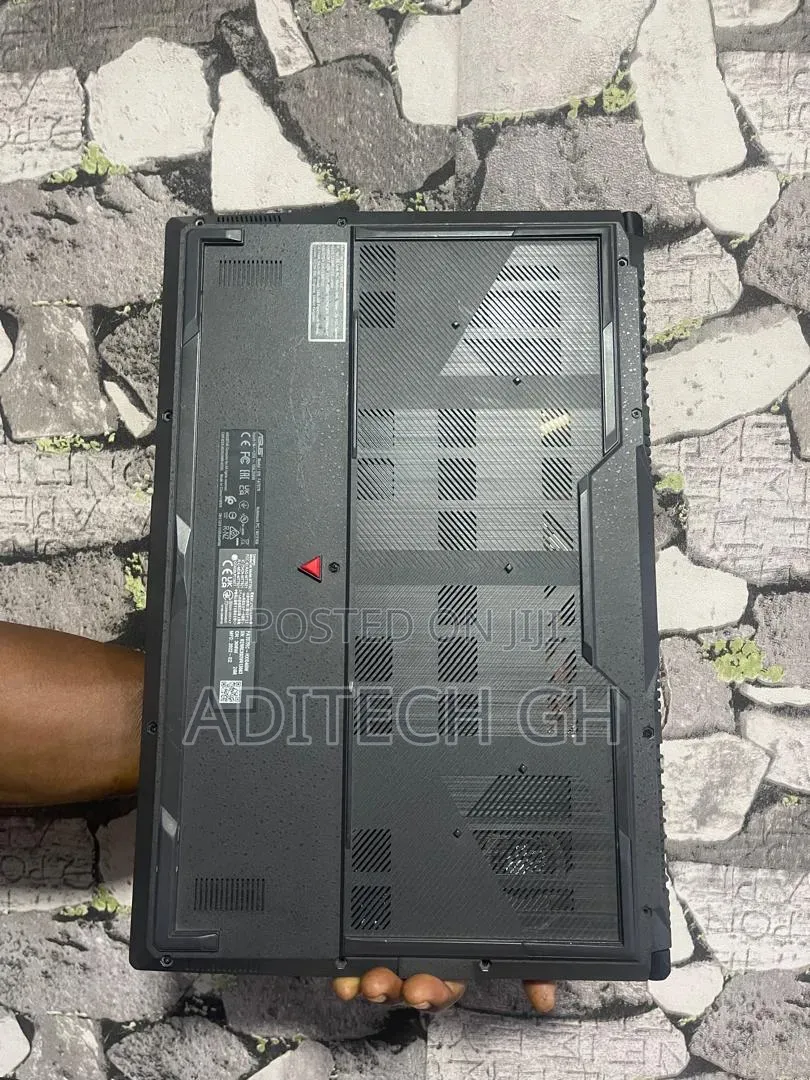 Laptop Asus TUF Gaming A15 16GB AMD Ryzen 7 SSD 1T