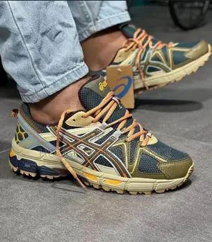 Asics Gel-Kahana 8 Sneakers