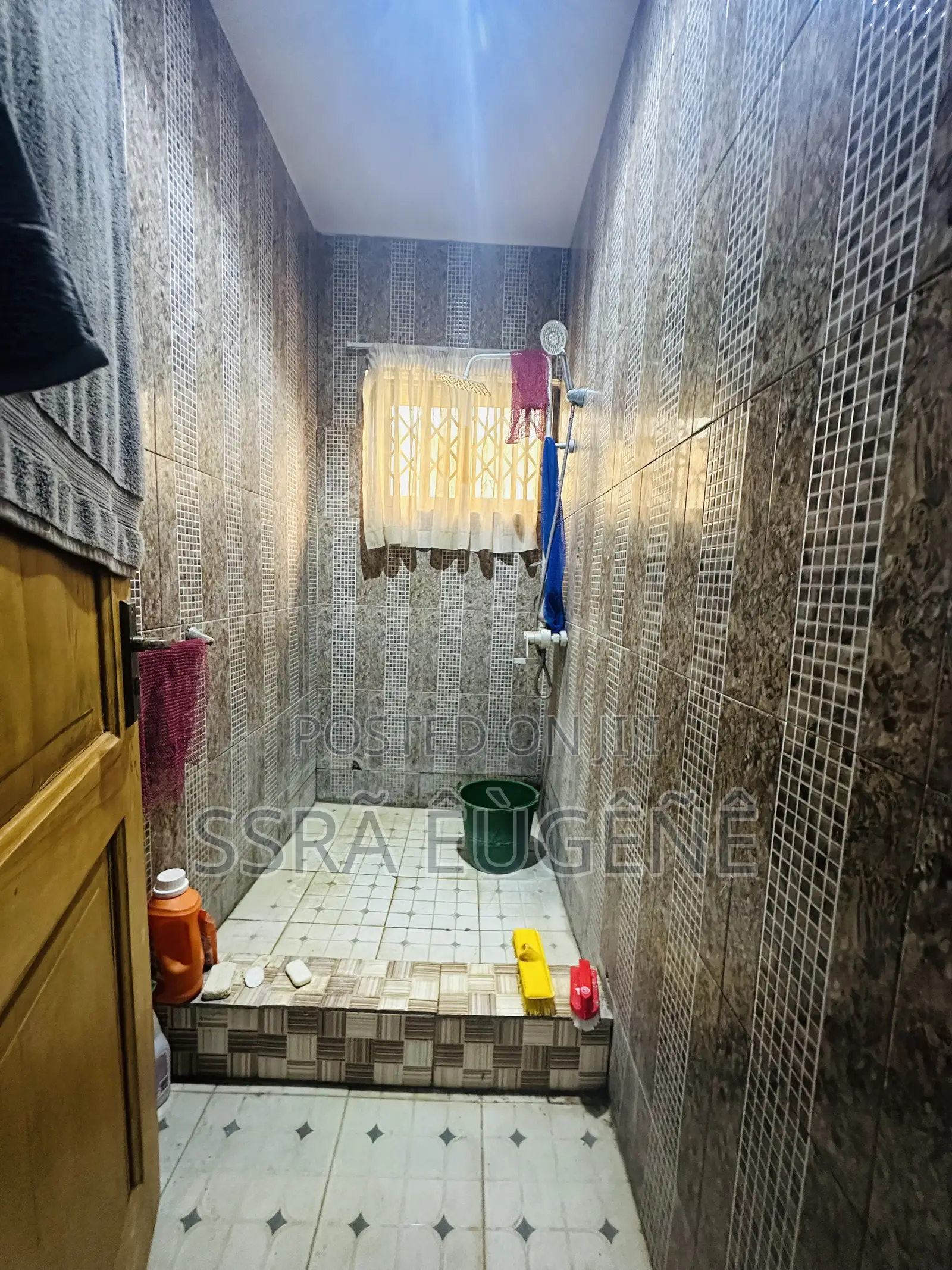 3bdrm House in 70X100, Oyarifa Mall Area for rent