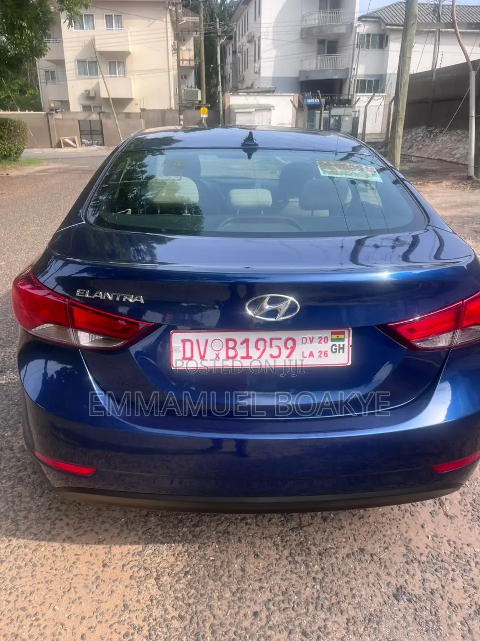 Hyundai Elantra Limited Sedan FWD (1.8L 4cyl 6A) 2016 Blue
