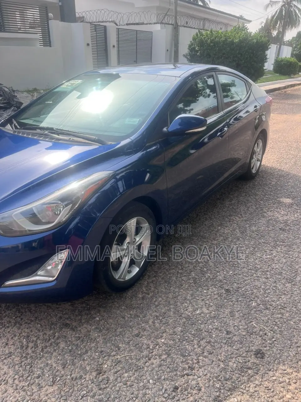 Hyundai Elantra Limited Sedan FWD (1.8L 4cyl 6A) 2016 Blue