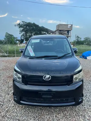Toyota Voxy 2012 Black