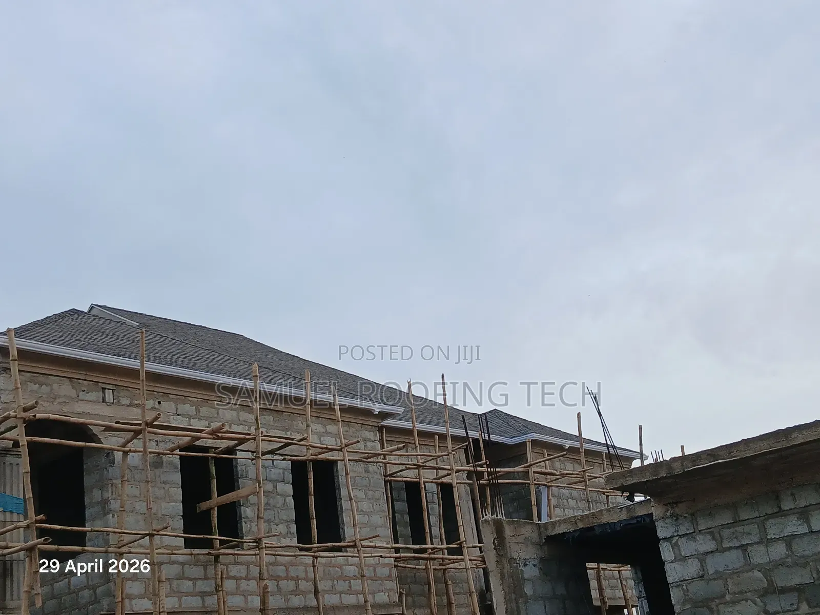 Stone Coated Roofing Sheet and Grate Parapet Design