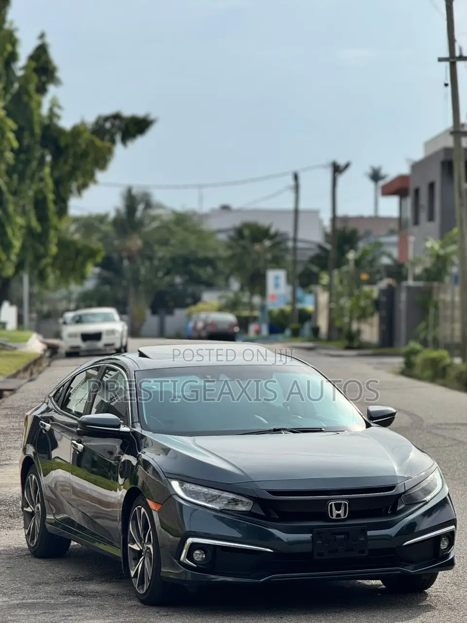 Honda Civic Touring Sedan 2019 Gray